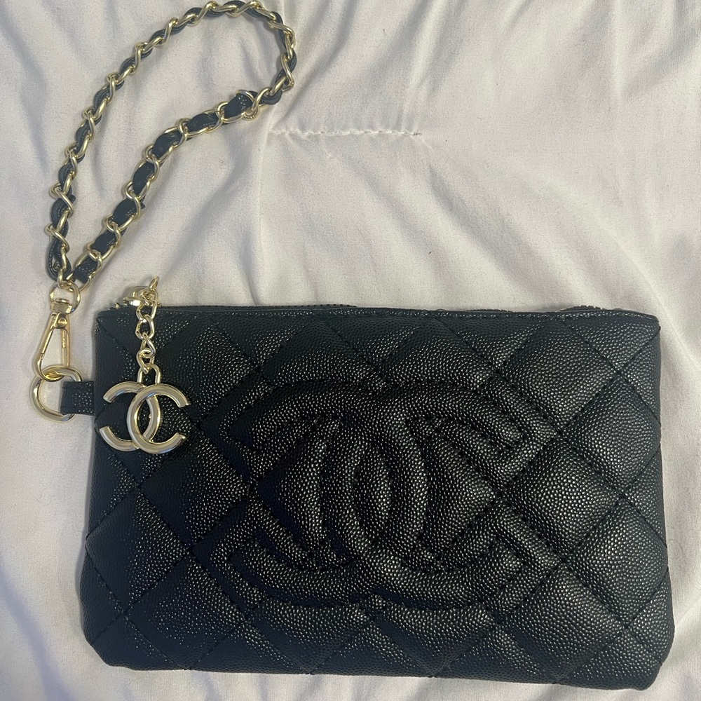 Wristlet